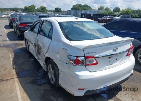 2011 Toyota Corolla S из США, поврежденный, VIN 2T1BU4EE5BC633143